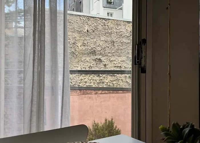 Center Cosy 2pax Private Flat Apartment *